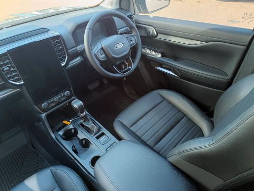 Ford Everest Sport 7 Seater in Botswana