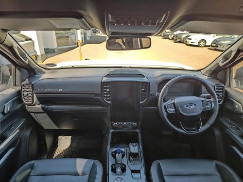 Ford Wildtrak X 10 Speed 4x4 A/T 2.0L in Botswana