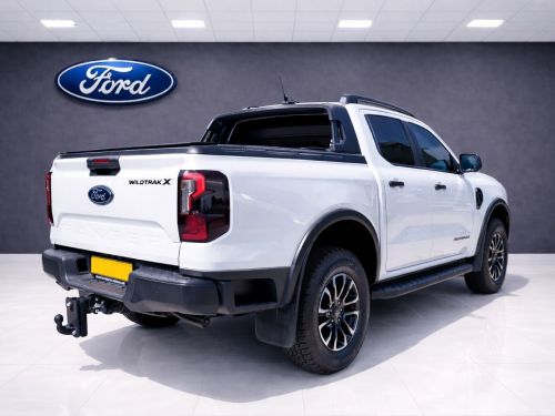 Ford Wildtrak X 10 Speed 4x4 A/T 2.0L in Botswana