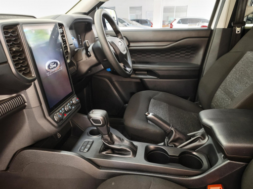 Ford Ranger XL 2.0L A/T in Botswana