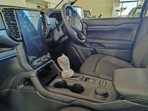 Ford Ranger XLT 4x4 10A/T in Botswana