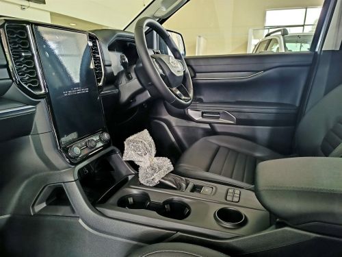 Ford Everest Sport 2.0L A/T10 in Botswana