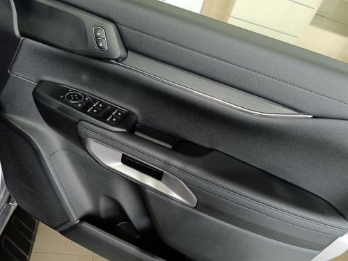 Ford Everest Sport 2.0L A/T10 in Botswana