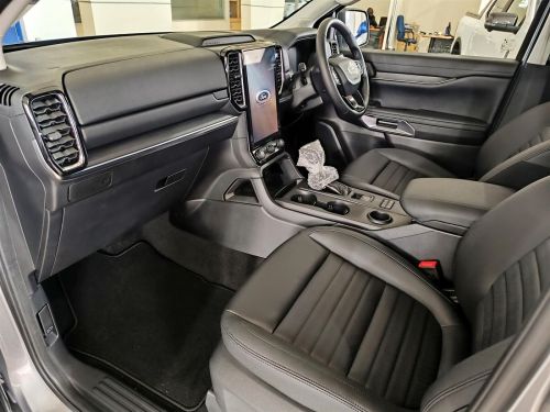 Ford Everest Sport 2.0L A/T10 in Botswana