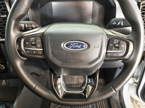 Ford Ranger XLT 4x4 2.0L A/T in Botswana