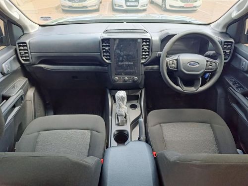 Ford Ranger XL 2.0L A/T in Botswana