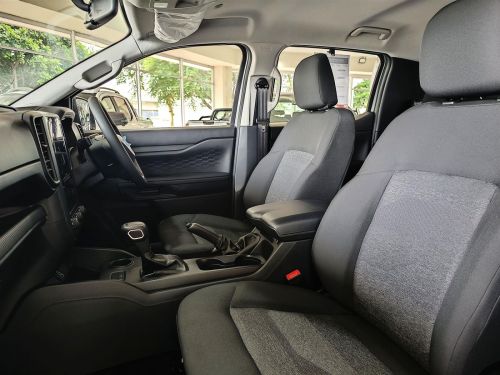 Ford Ranger XL 2.0SiT D/Cab 4x2 6AT in Botswana