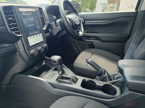 Ford Ranger XL 2.0L A/T in Botswana