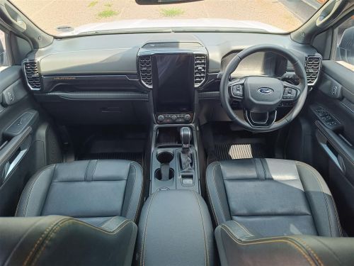 Ford Ranger Wildtrak Bi-Turbo 4x4 A/T 2.0L in Botswana