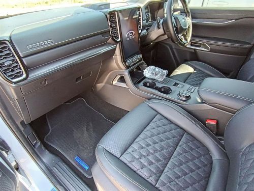 Ford Ranger Platinum 3.0L V6 in Botswana