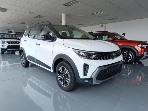 Pre-owned Renault Triber AMT for sale in 