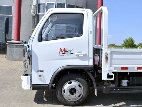 Foton Miler S45 Dropside - 2.2 Ton Truck in Botswana