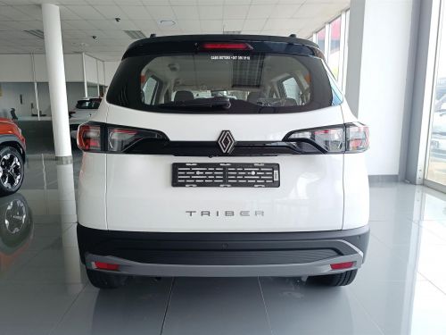 Renault Triber AMT in Botswana