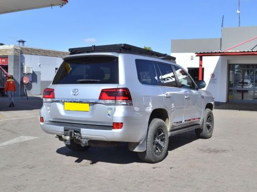 Toyota Land Cruiser 200 Series VX.R V8 in Botswana