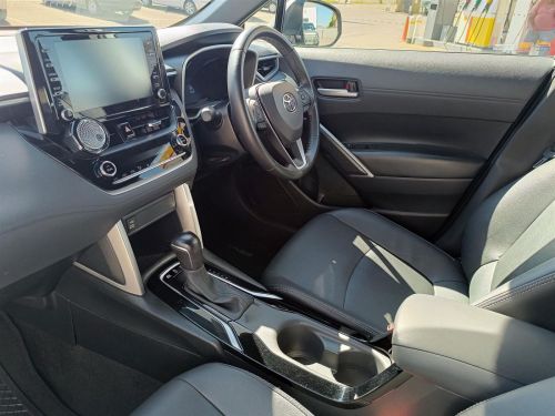 Toyota Corolla Cross 1.8 Hybrid XR in Botswana