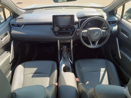 Toyota Corolla Cross 1.8 Hybrid XR in Botswana