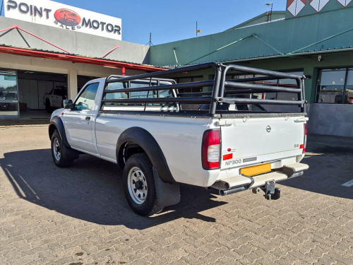 Nissan NP300 in Botswana