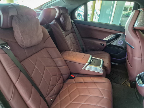 BMW M760e X-Drive in Botswana
