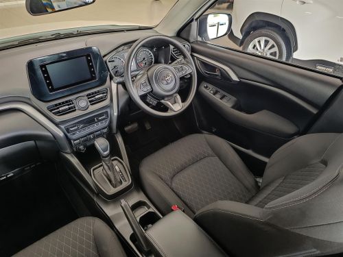 Toyota Urban Cruiser 1.5L AT in Botswana