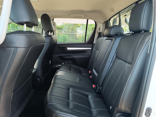Toyota Hilux Raider 2.4 GD-6 4x4 AT in Botswana