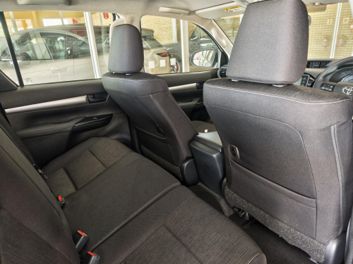 Toyota Hilux Raider 2.4GD-6 4x4 in Botswana