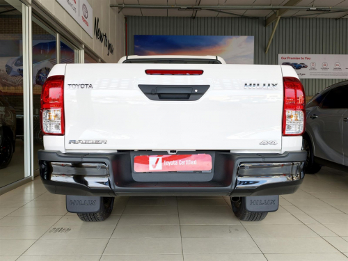 Toyota Hilux Raider 2.4GD-6 4x4 in Botswana