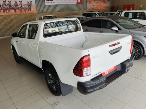 Toyota Hilux Raider 2.4GD-6 4x4 in Botswana