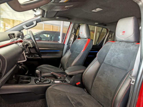 Toyota Hilux Raider 2.8GD-6 4x4 GR-Sport in Botswana