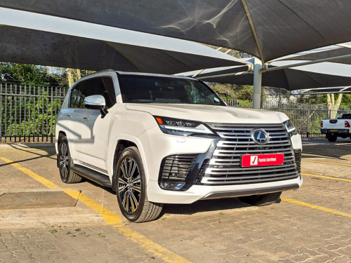 Lexus LX500D Urban in Botswana