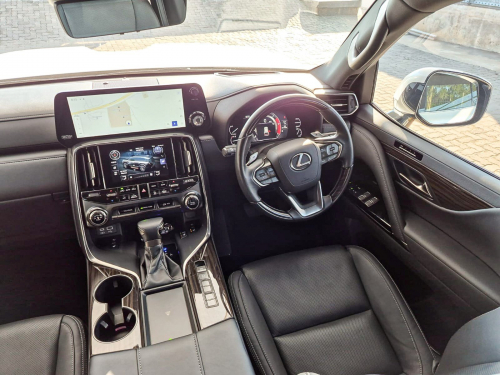 Lexus LX500D Urban in Botswana
