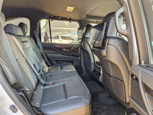 Lexus LX500D Urban in Botswana