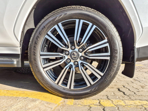 Lexus LX500D Urban in Botswana