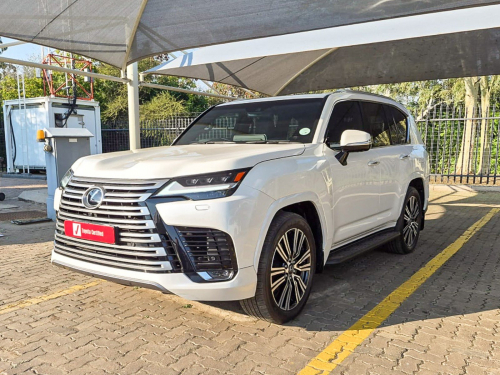 Lexus LX500D Urban in Botswana