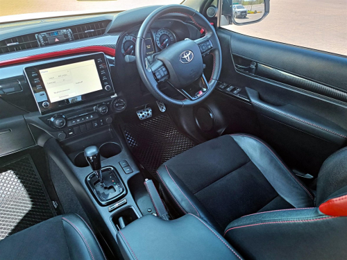 Toyota Hilux GR-Sport II 2.8 GD-6 4x4 in Botswana