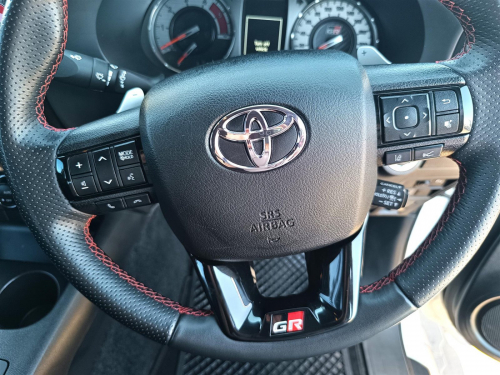 Toyota Hilux GR-Sport II 2.8 GD-6 4x4 in Botswana
