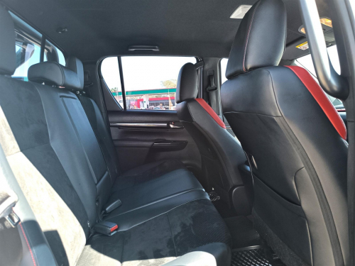Toyota Hilux GR-Sport II 2.8 GD-6 4x4 in Botswana