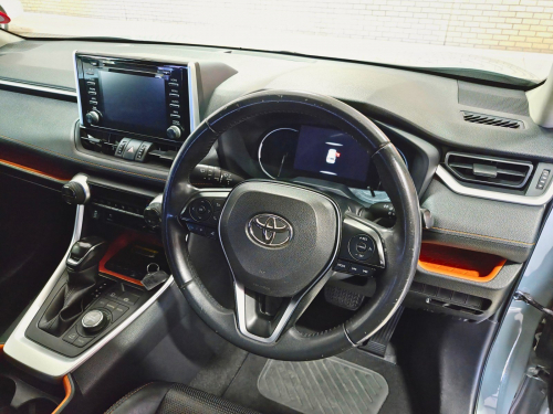 Toyota Rav4 GX-R AWD in Botswana