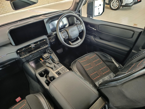 Toyota Prado VX-R 2.8GD TX in Botswana