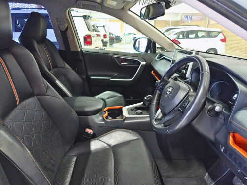 Toyota Rav4 GX-R in Botswana