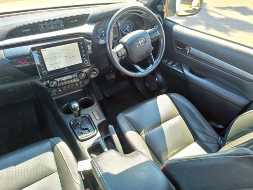 Toyota Hilux Legend 2.8 GD-6 4x4 in Botswana