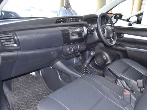 Toyota Hilux LWB in Botswana