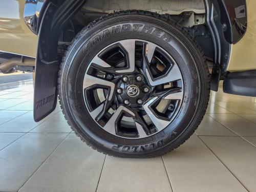 Toyota Hilux 2.8GD-6 Legend 55 in Botswana