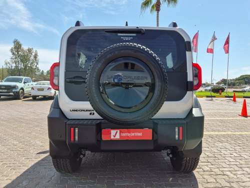 Toyota FJ Cruiser in Botswana