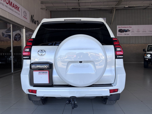Toyota TOYOTA LAND CRUISER PRADO 2.8 GD-6 TX in Botswana