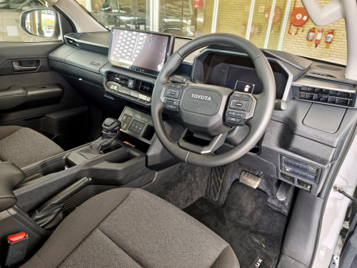 Toyota Hilux Raider 2.8GD-6 A/T in Botswana