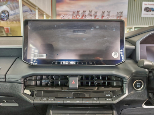 Toyota Hilux Raider 2.8GD-6 A/T in Botswana