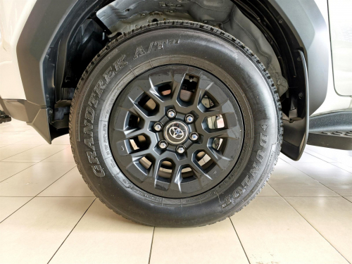 Toyota Hilux Raider 2.8GD-6 A/T in Botswana