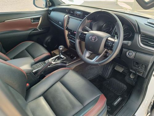 Toyota Fortuner 2.8 GD6 VX 4x4 AT in Botswana