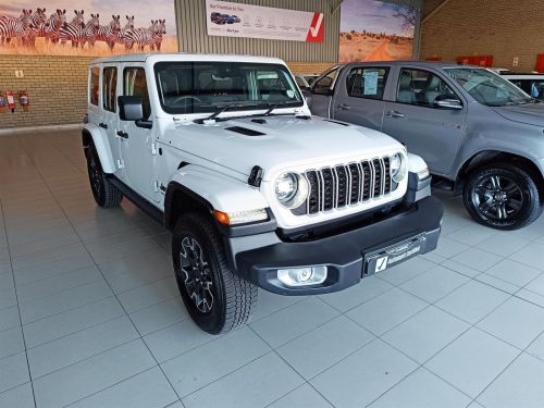 Jeep Wrangler Sahara 4x4 2.0L in Botswana