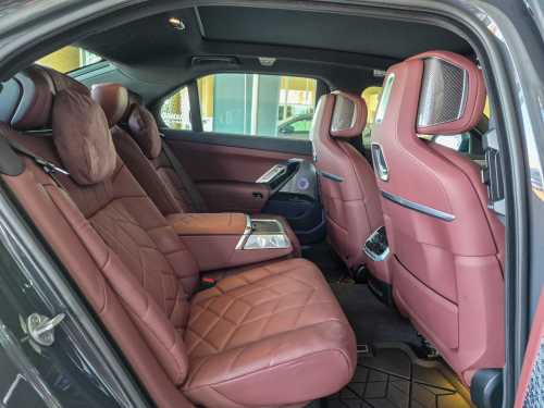 BMW M760e X-Drive in Botswana